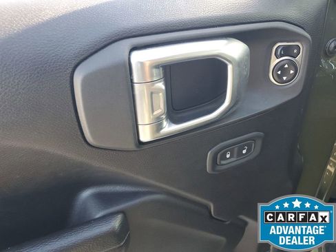 Used 2023 Jeep Gladiator Rubicon w/ LED Lighting Group image 47