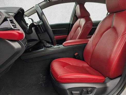 Used 2024 Toyota Camry XSE image 17