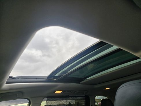 Used 2023 Subaru Ascent Touring image 25