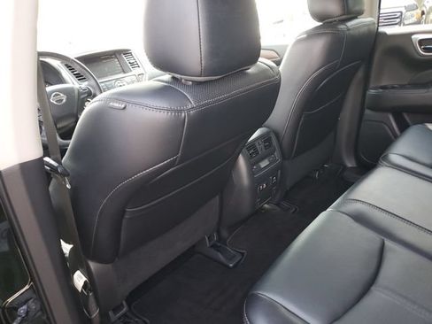 Used 2020 Nissan Pathfinder Platinum AWD/4WD image 15