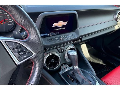 Used 2020 Chevrolet Camaro SS RWD image 8