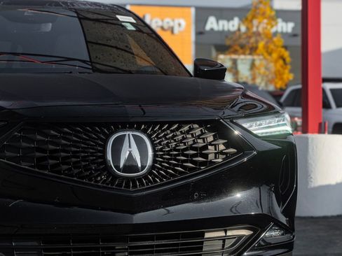 Used 2023 Acura MDX A-Spec image 10