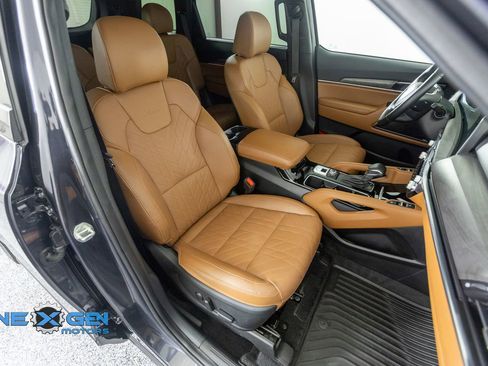 Used 2025 Kia Telluride SX X-Line AWD/4WD image 45
