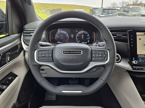 New 2026 Jeep Grand Wagoneer L Limited AWD/4WD image 17