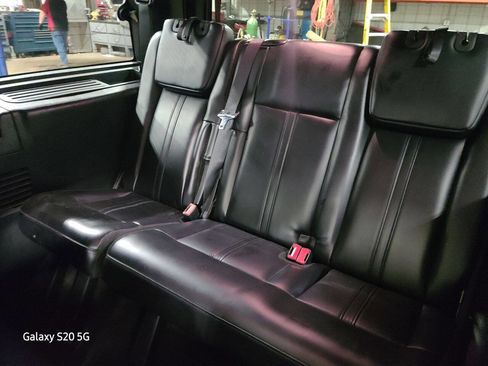 Used 2017 Lincoln Navigator Select image 26