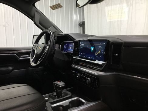 Used 2023 Chevrolet Silverado 1500 LTZ w/ LTZ Convenience Package II AWD/4WD image 24