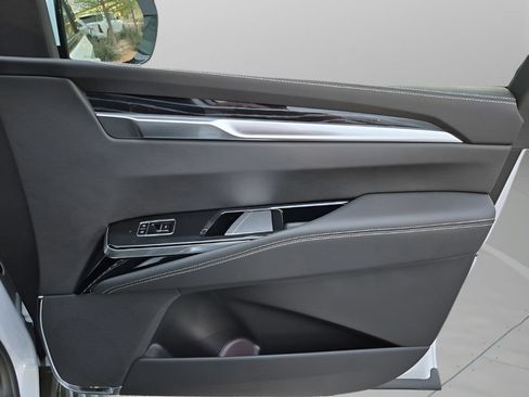 New 2026 Cadillac Escalade ESV Sport AWD/4WD image 14
