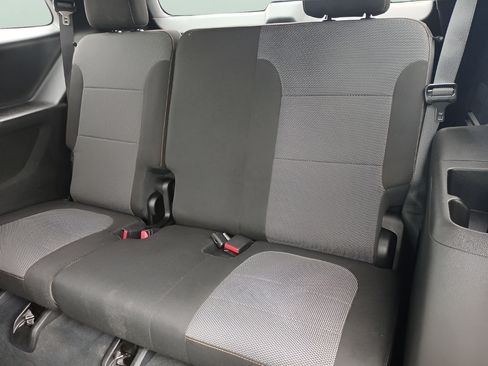 Used 2019 Chevrolet Traverse LT AWD/4WD image 12