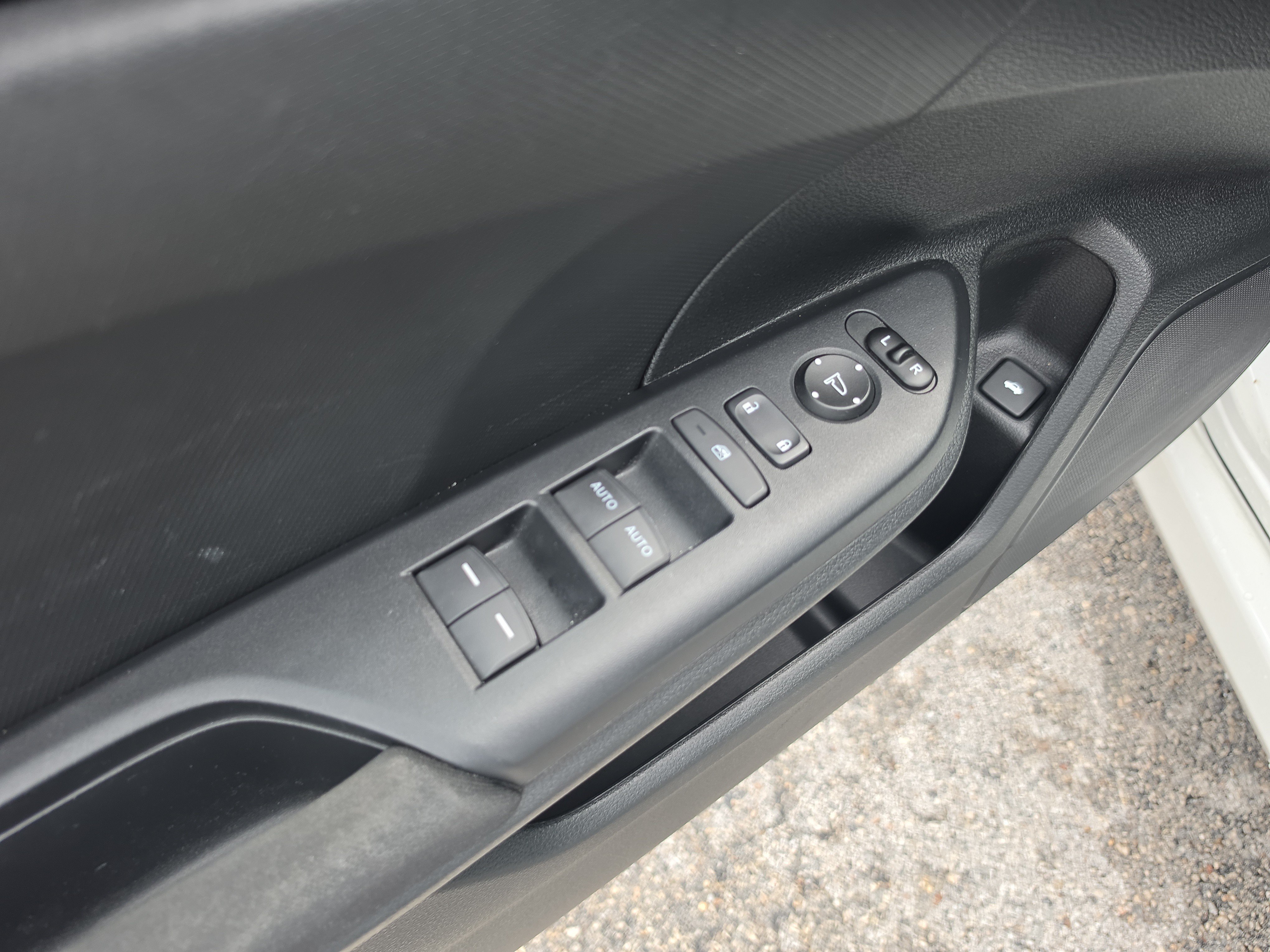 Certified 2020 Honda Civic LX image 15