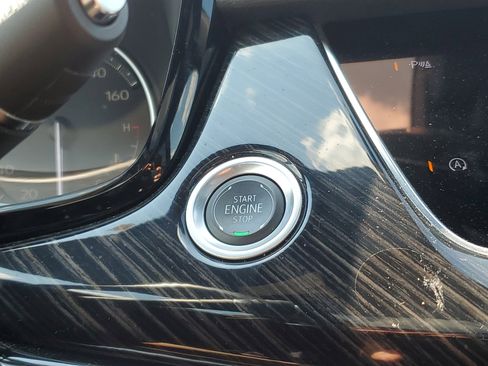 Certified 2025 Cadillac XT6 Premium Luxury image 23