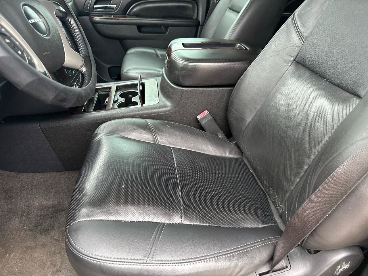 Used 2013 GMC Yukon XL Denali RWD image 12