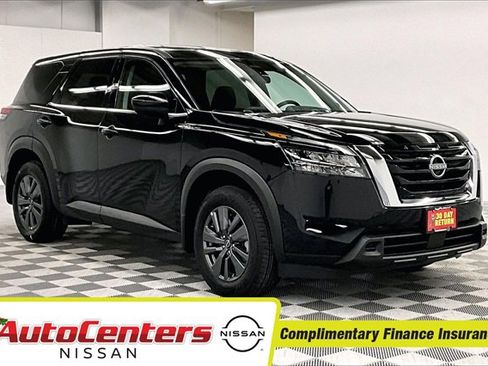 New 2025 Nissan Pathfinder S image 1