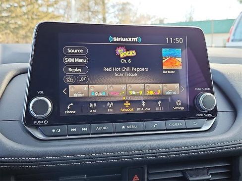 Certified 2025 Nissan Rogue S image 21