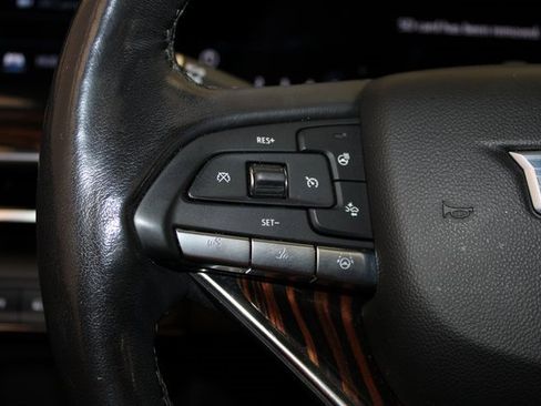 Certified 2023 Cadillac Escalade Premium Luxury image 21