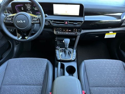 New 2026 Kia Seltos S image 9