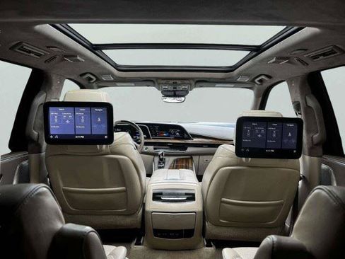 Used 2021 Cadillac Escalade Premium Luxury Platinum AWD/4WD image 59