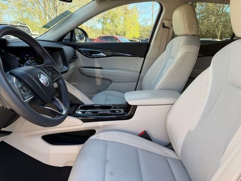 Used 2023 Buick Envision Preferred image 18