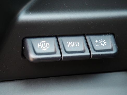 Used 2023 GMC Sierra 1500 AT4X AWD/4WD image 32