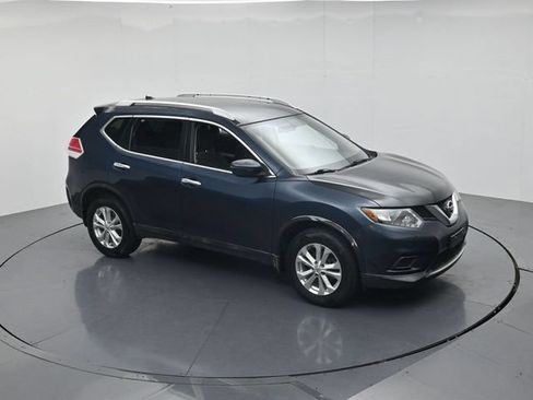 Used 2016 Nissan Rogue SV AWD/4WD image 42
