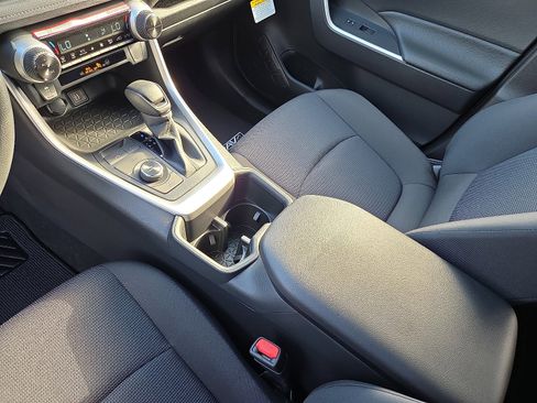 New 2025 Toyota RAV4 LE image 15