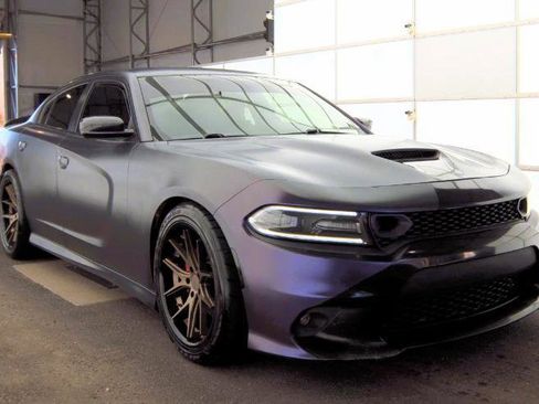 Used 2016 Dodge Charger R/T Scat Pack image 3