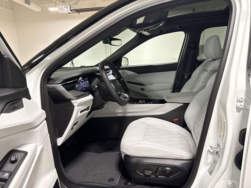 New 2026 Jeep Cherokee Overland AWD/4WD image 21