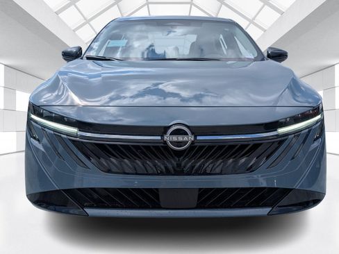 New 2026 Nissan Sentra SL image 2