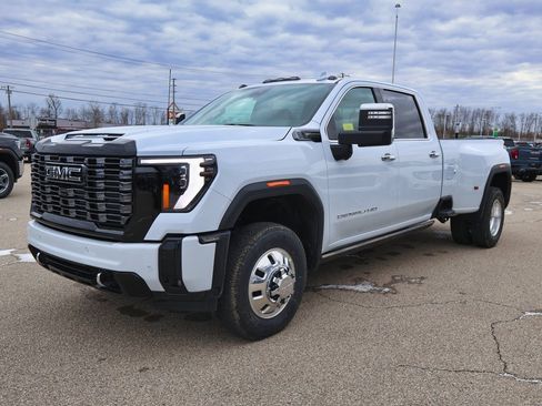 New 2026 GMC Sierra 3500 Denali Ultimate image 31