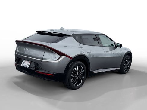 Used 2023 Kia EV6 Wind w/ Wind Technology Package AWD/4WD image 5