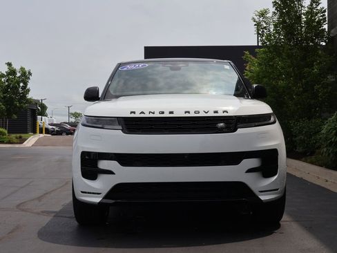 Used 2025 Land Rover Range Rover Sport Dynamic SE AWD/4WD image 2
