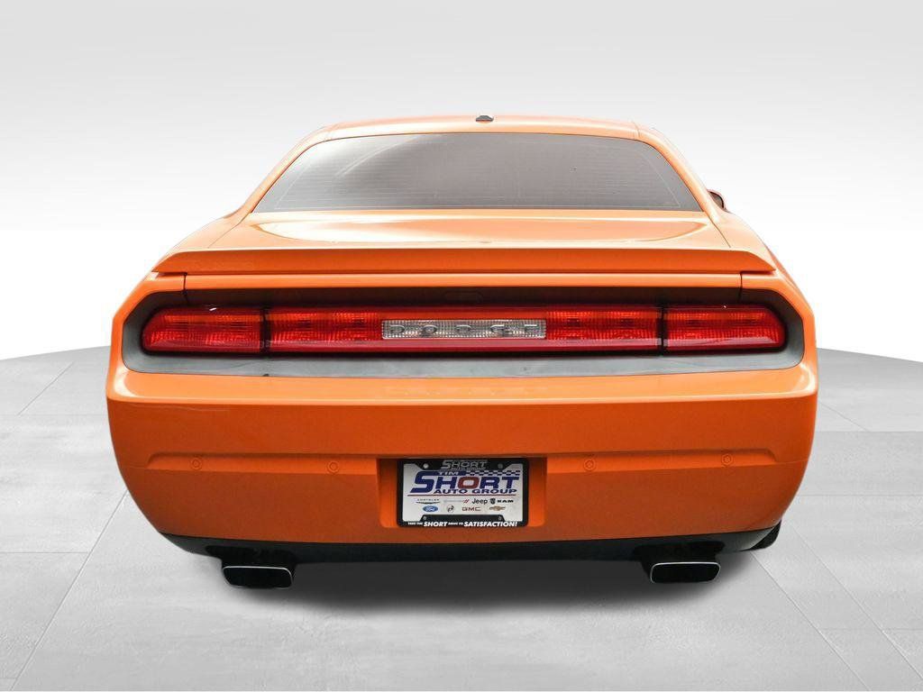 Used 2014 Dodge Challenger R/T Plus RWD image 4