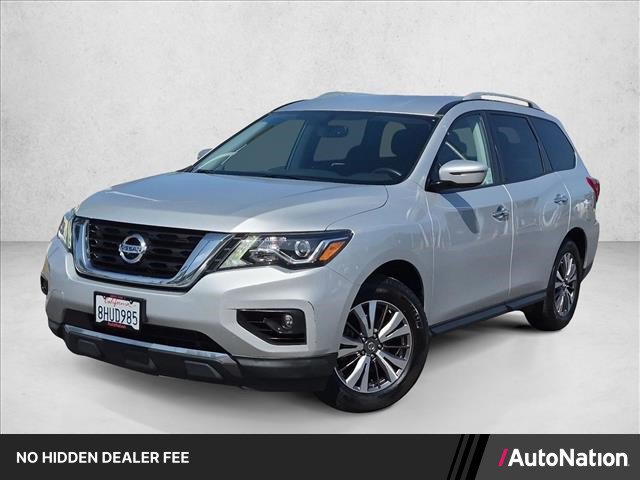 Used 2018 Nissan Pathfinder SV w/ SV Tech Package FWD image 1