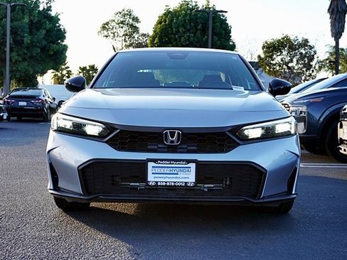 Used 2025 Honda Civic Sport image 5