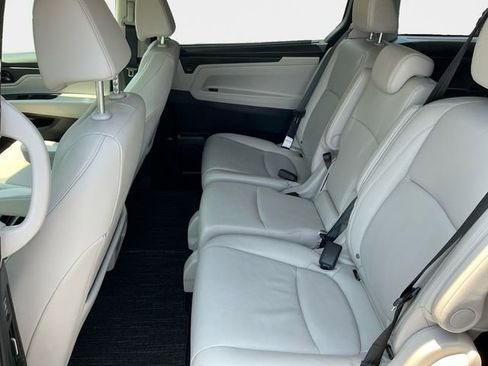 Used 2025 Honda Odyssey EX-L image 14