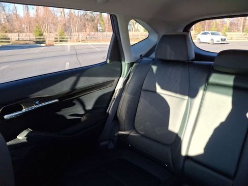 Used 2021 Kia Seltos EX image 12