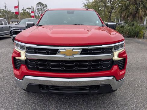 Used 2024 Chevrolet Silverado 1500 LT AWD/4WD image 9