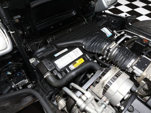 Used 1996 Chevrolet Corvette Coupe RWD image 72