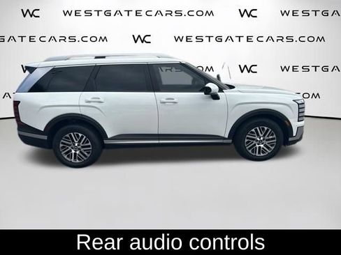 Used 2026 Hyundai Palisade SEL FWD image 7