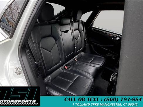 Used 2017 Porsche Macan S AWD/4WD image 27