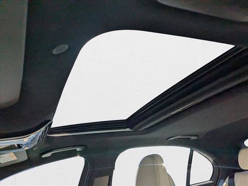 New 2025 Mercedes-Benz C 300 4MATIC Sedan image 13