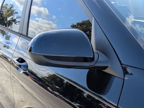 Used 2023 Kia Seltos LX image 11