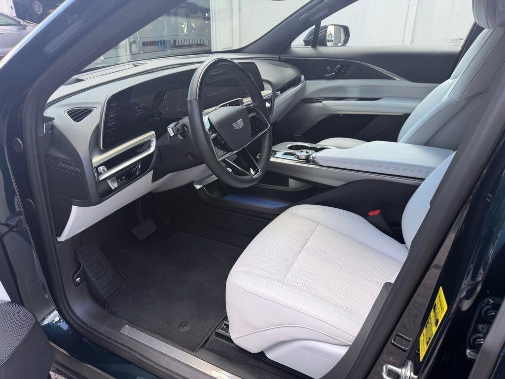 Used 2024 Cadillac Lyriq Luxury w/ LPO, Floor Liner Package RWD image 13