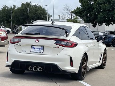Used 2023 Honda Civic Type R image 4