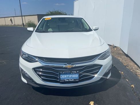 Used 2024 Chevrolet Malibu LT image 9