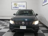 Used 2019 Volkswagen Tiguan SE image 2