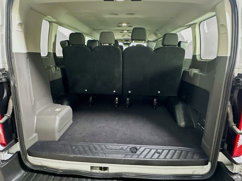 Used 2024 Ford Transit 350 XLT image 27