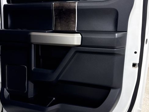 Used 2022 Ford F250 Lariat w/ Lariat Ultimate Package image 19