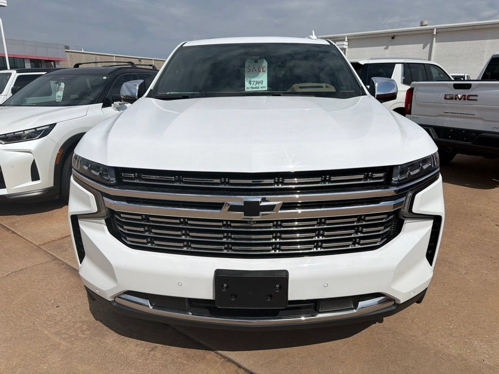 Used 2024 Chevrolet Tahoe Premier w/ Premium Package AWD/4WD image 2