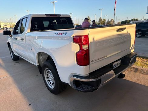 Used 2025 Chevrolet Silverado 1500 W/T w/ WT Value Package AWD/4WD image 5