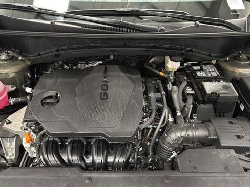 Used 2025 Hyundai Tucson Limited image 28